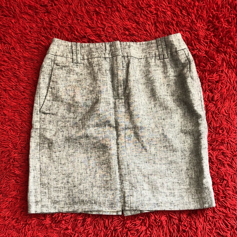Black & White Loft pencil skirt
